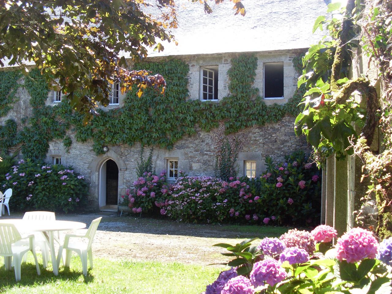 manercoz facade ensoleillée aout 14 2